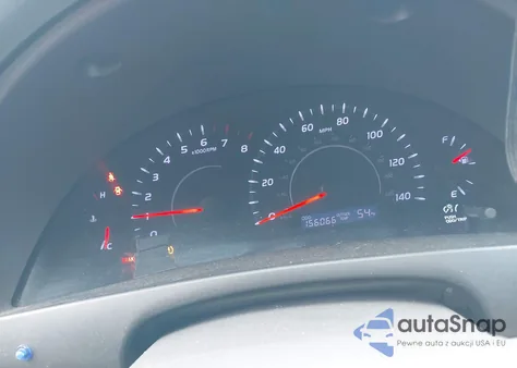 2011 Toyota Camry z USA, uszkodzony, nr VIN 4T1BF3EK3BU676288